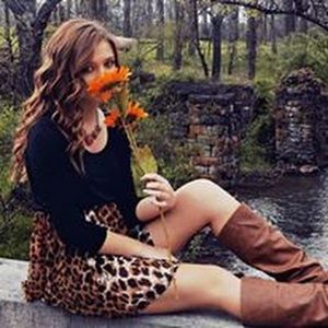 Meet your Posher, Taylor